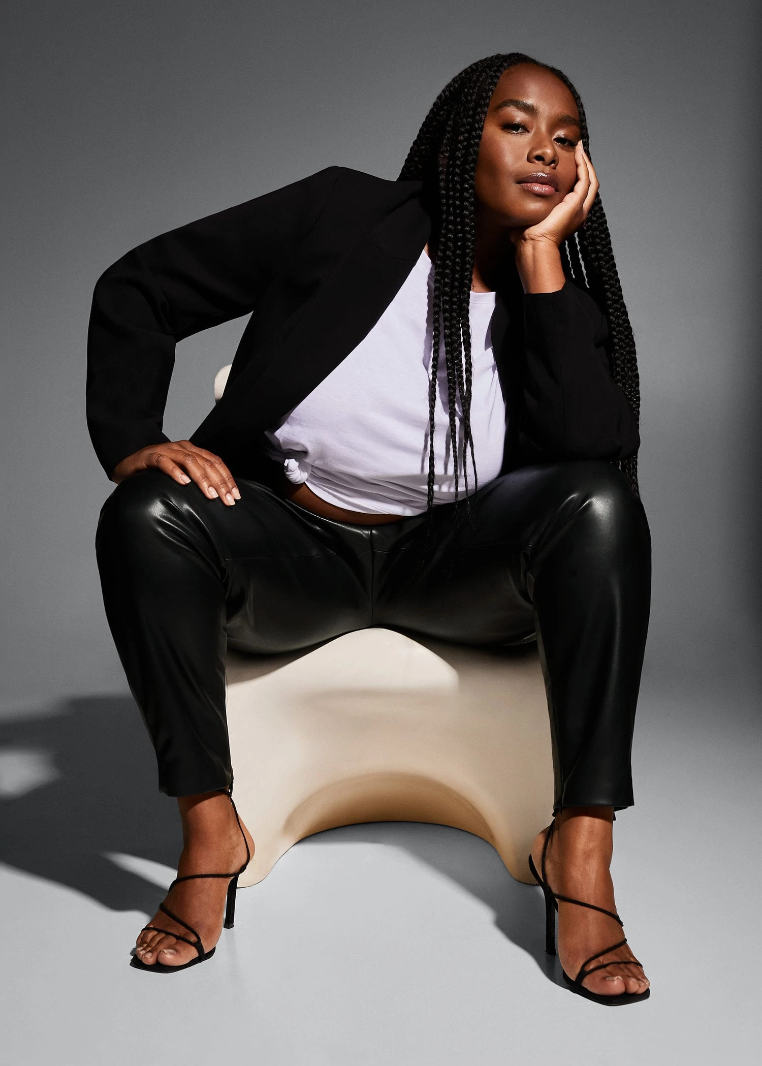 Legging Similicuir Ouvertures 21 Legging Similicuir Ouvertures – Image 19