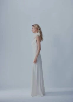 Robe Style Lingerie Détail Plumes