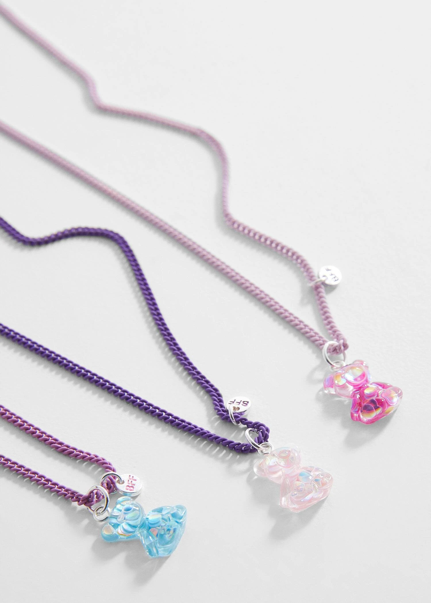 Lot 3 colliers 2 Lot 3 colliers