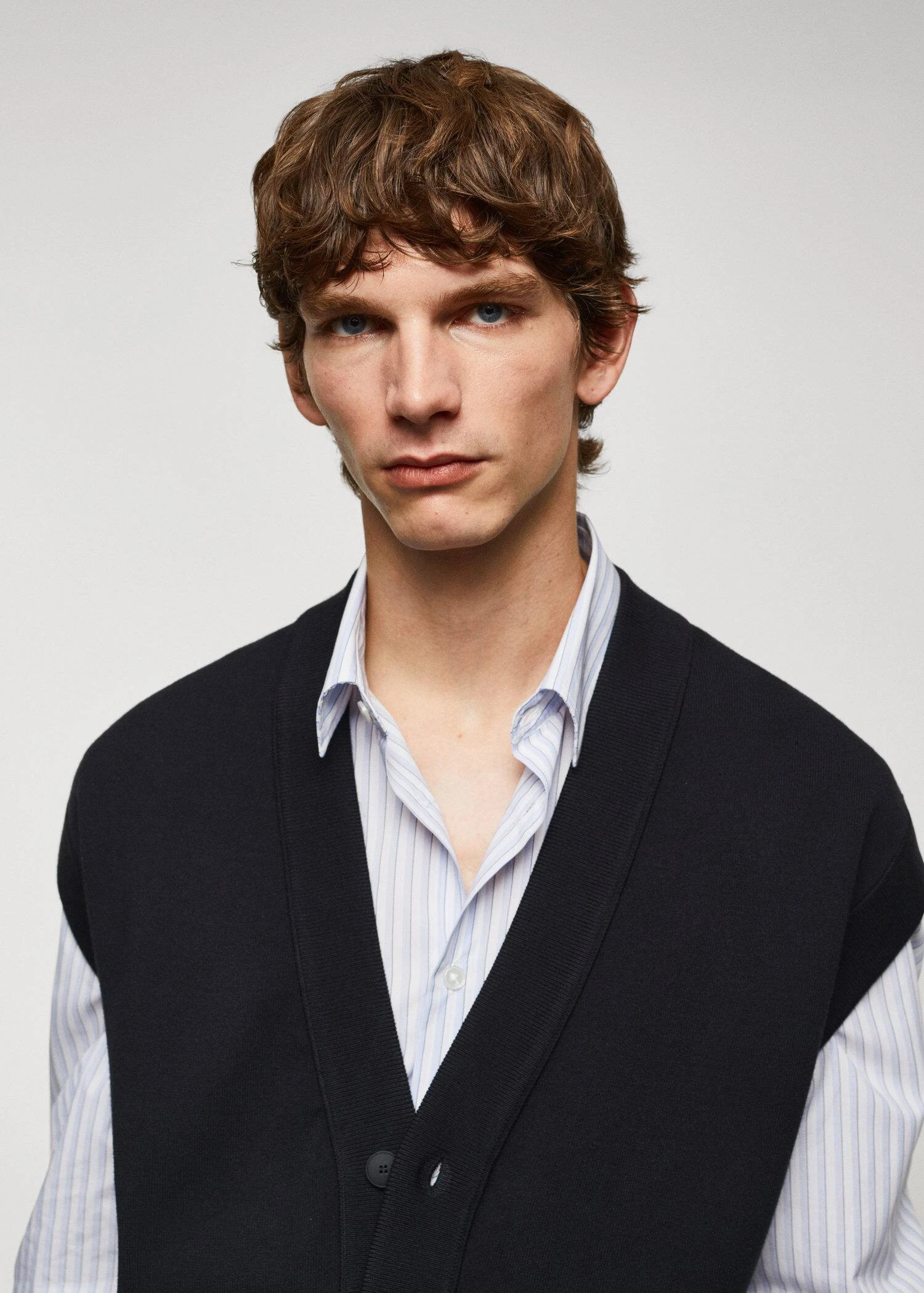 Gilet Maille Boutons 6 Gilet Maille Boutons – Image 4