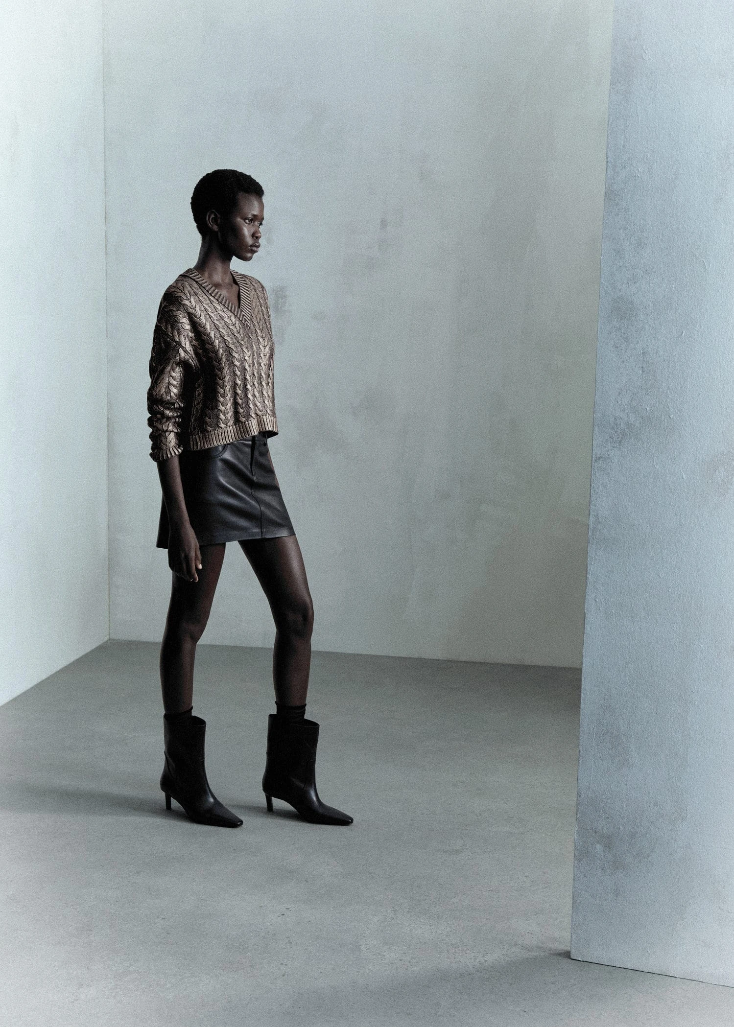 Pull-over Col V Foil 7 Pull-over Col V Foil – Image 5