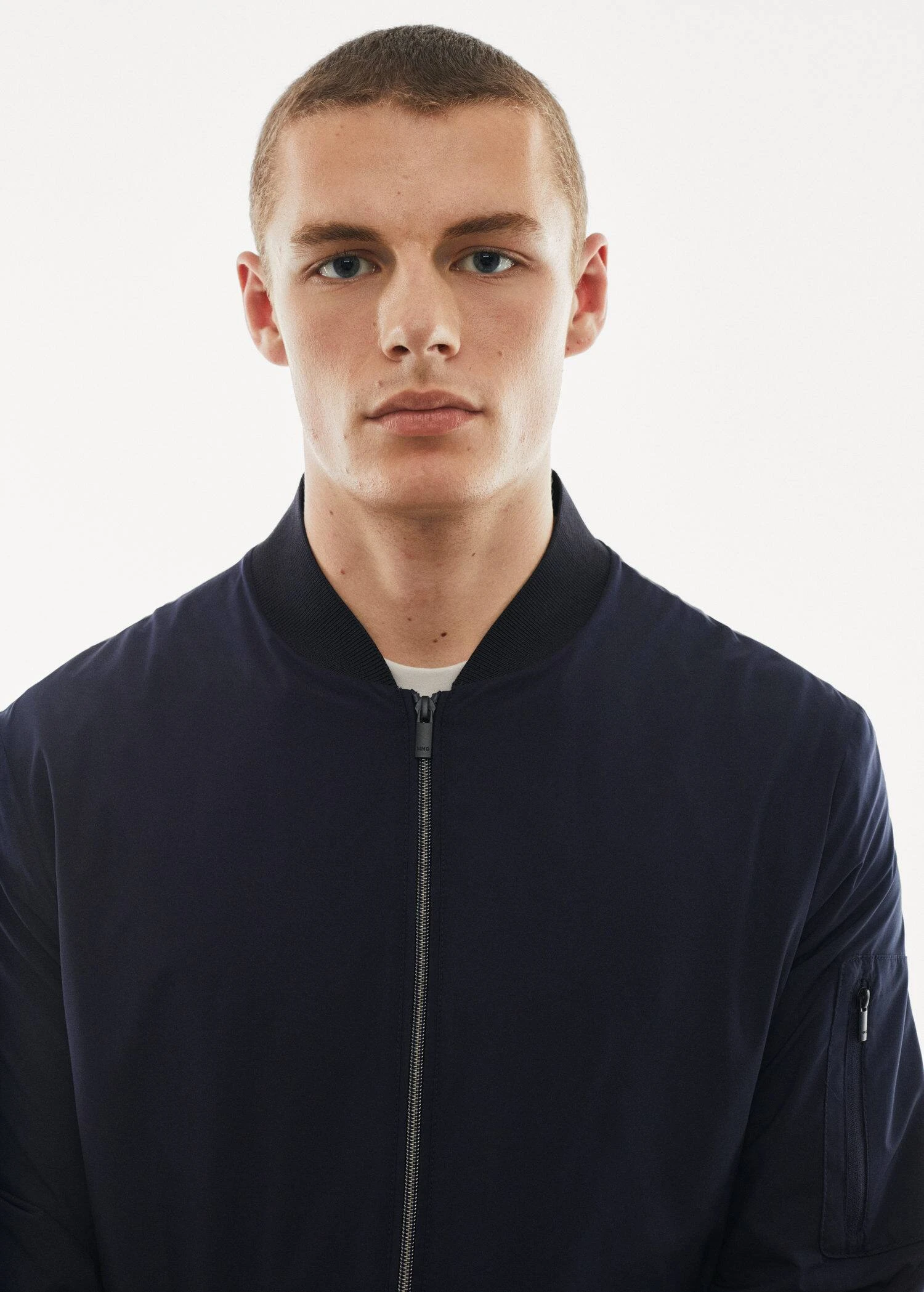 Bomber Tissu Technique Résistant à L’eau 16 Bomber Tissu Technique Résistant à L’eau – Image 14