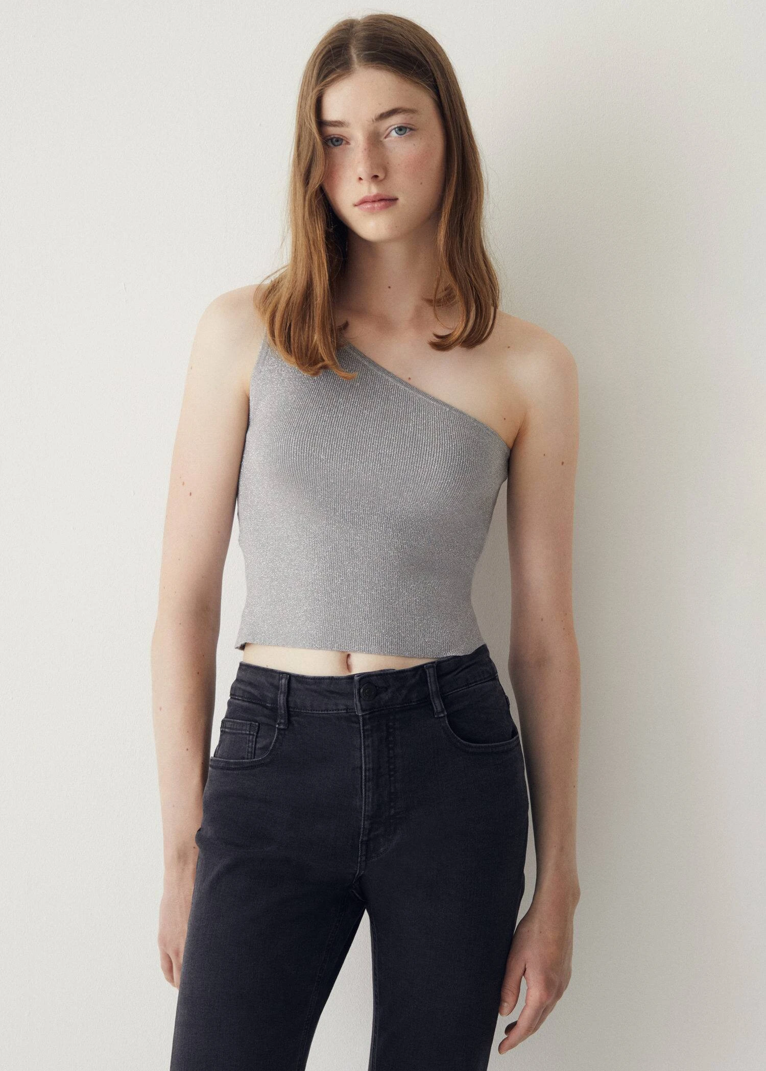 Top Asymétrique Brillant 7 Top Asymétrique Brillant – Image 5