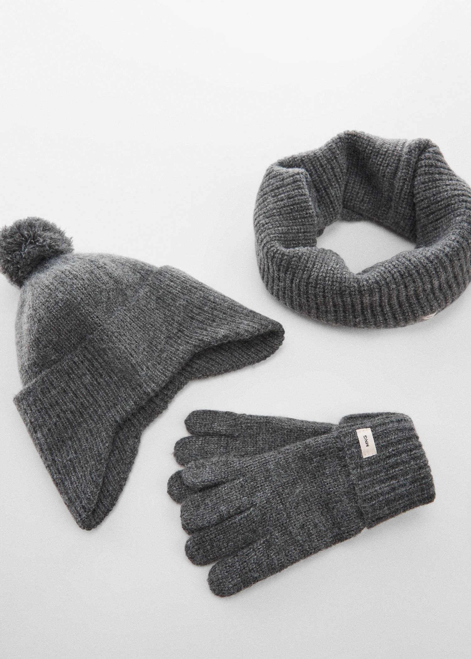 Bonnet Pompon 4 Bonnet Pompon – Image 2