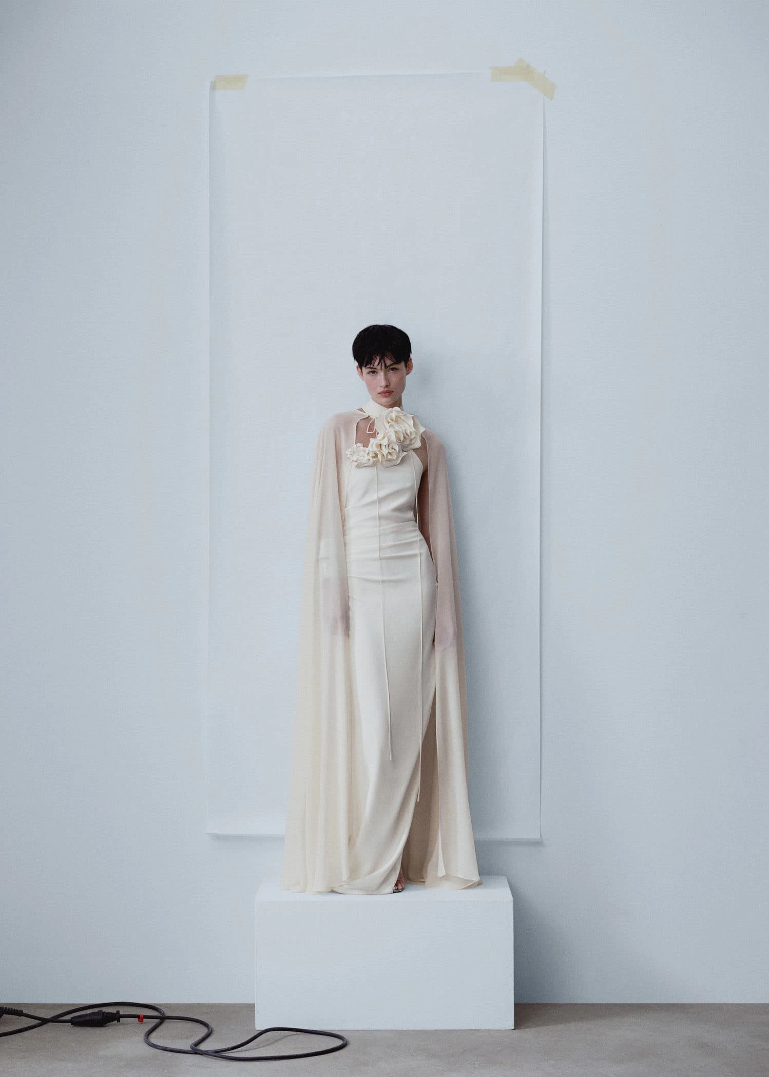 Longue Cape Ceinture à Nouer 10 Longue Cape Ceinture à Nouer – Image 8