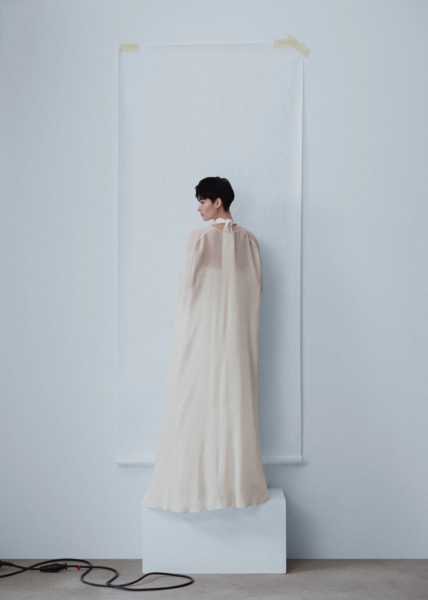 Longue Cape Ceinture à Nouer 11 Longue Cape Ceinture à Nouer – Image 9