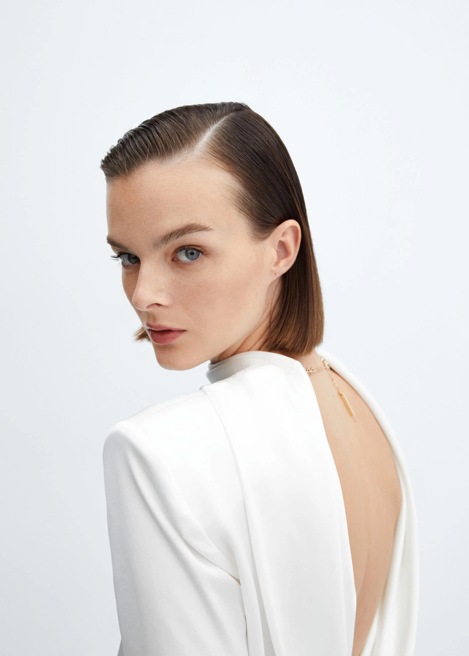 Blouse épaulettes Ouverte Dans Le Dos 6 Blouse épaulettes Ouverte Dans Le Dos – Image 4