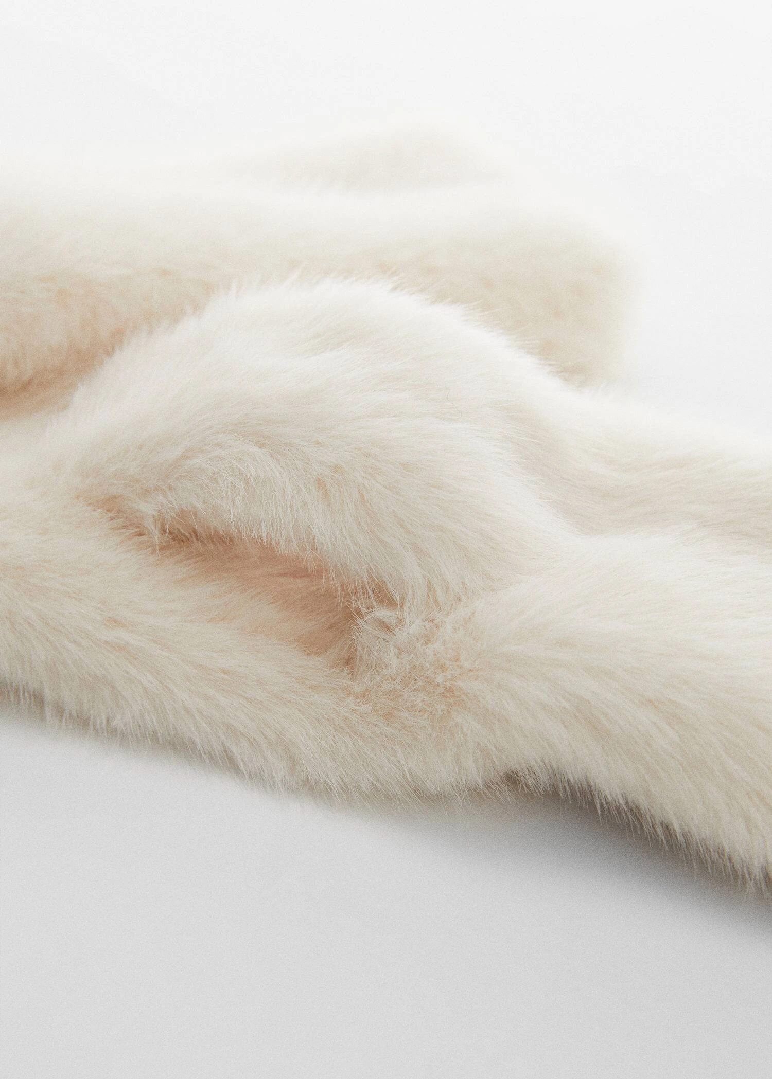 Écharpe Fourrure 3 Écharpe Fourrure