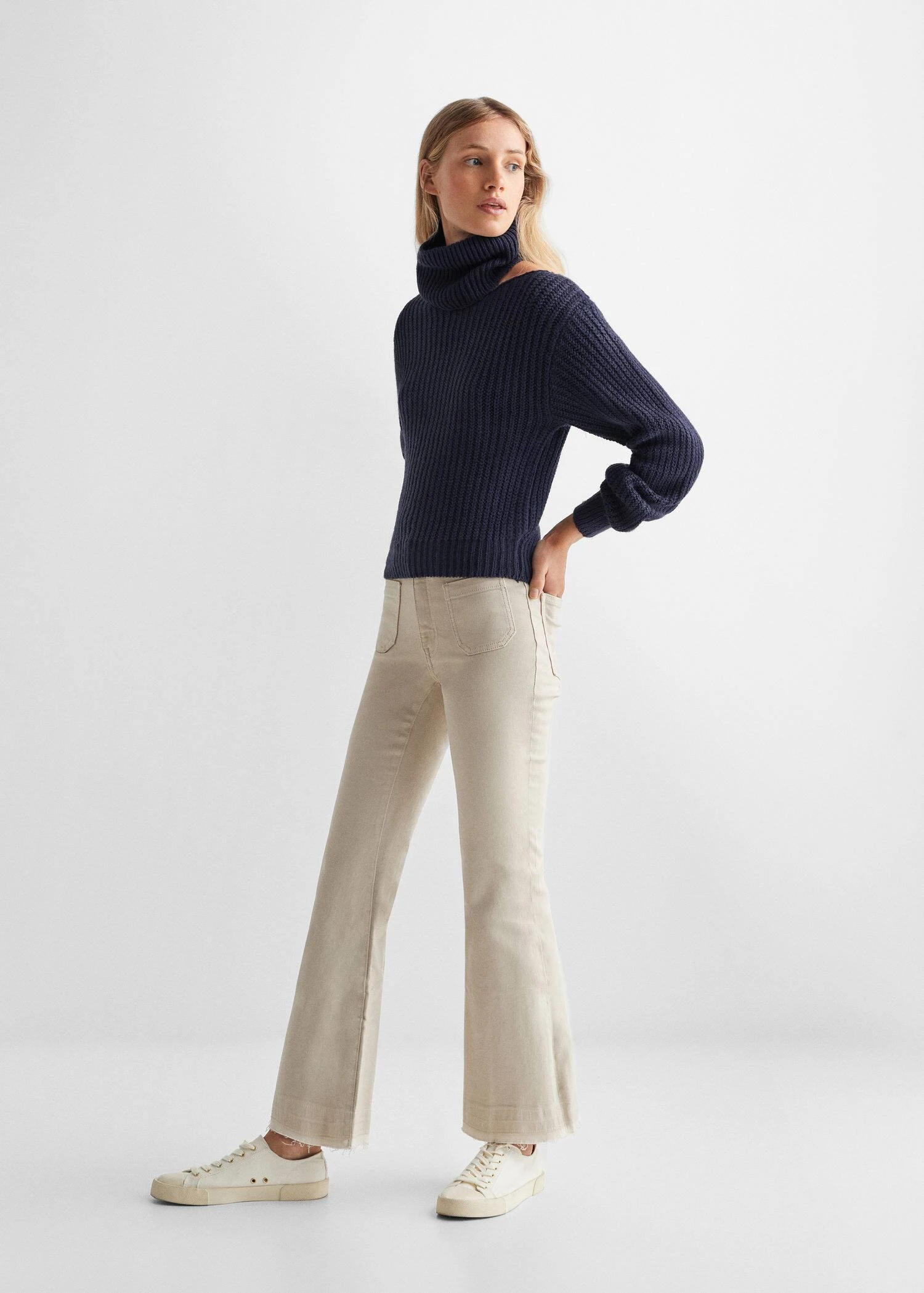 Pull-over Col Ouvert 4 Pull-over Col Ouvert – Image 2