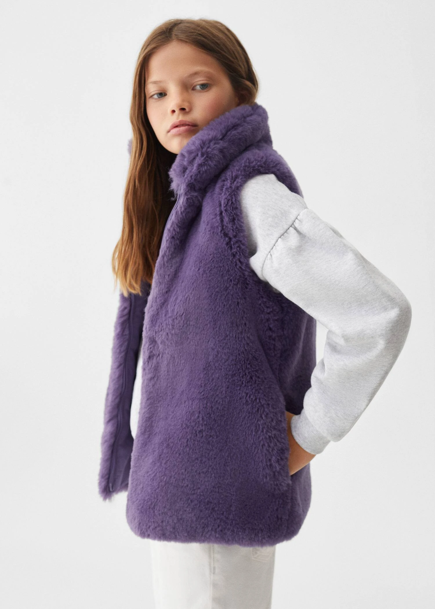 Gilet Fourrure Synthétique 12 Gilet Fourrure Synthétique – Image 10