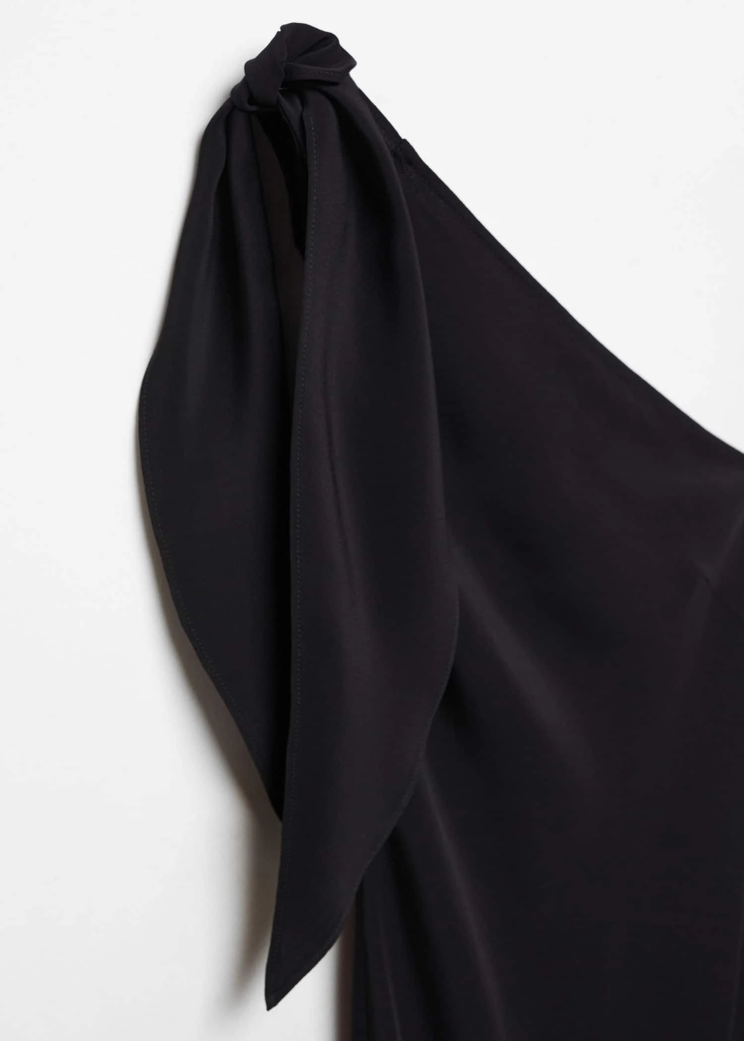 Robe Asymétrique Nœud 8 Robe Asymétrique Nœud – Image 6