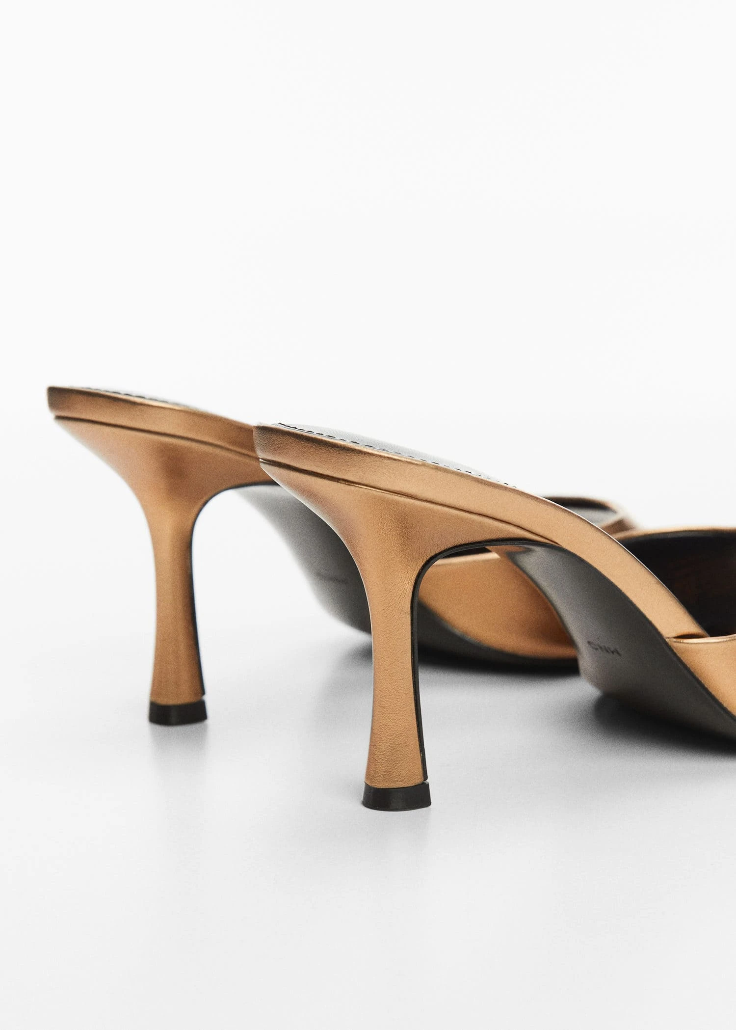 Sandales à Talon Ouvertes à L’arrière 5 Sandales à Talon Ouvertes à L’arrière – Image 3