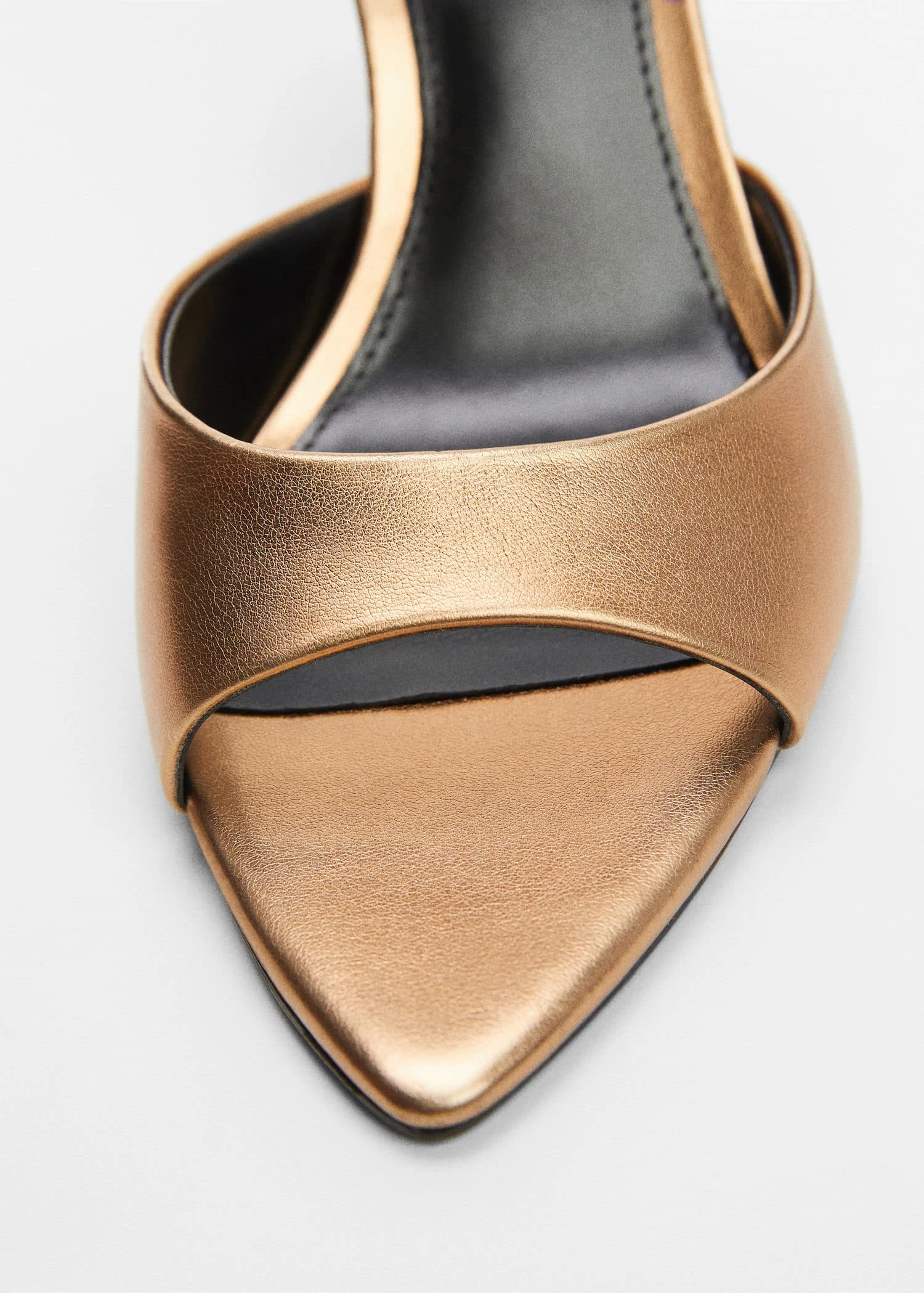 Sandales à Talon Ouvertes à L’arrière 6 Sandales à Talon Ouvertes à L’arrière – Image 4